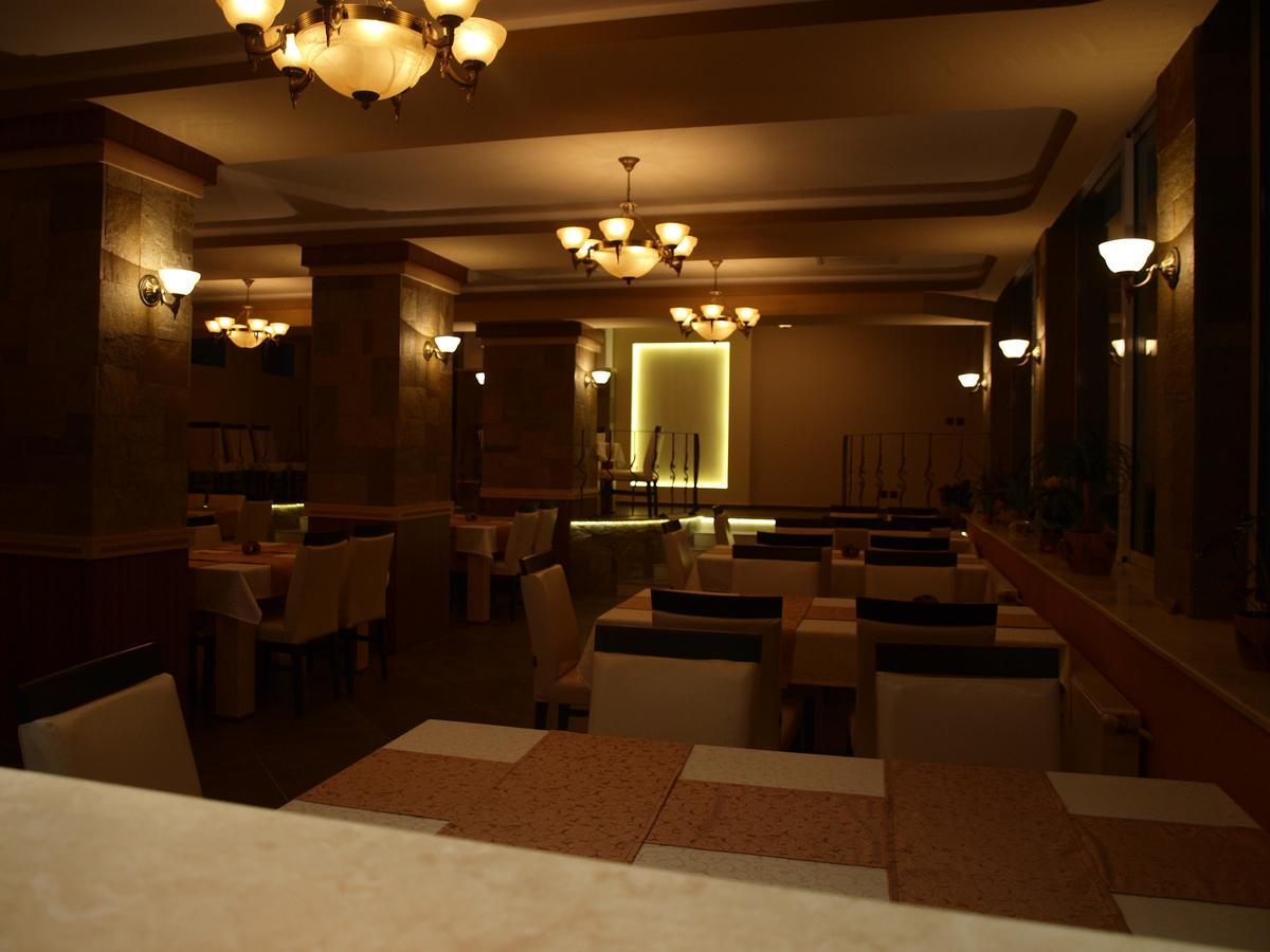 Hotel Mimoza Razgrad Ngoại thất bức ảnh