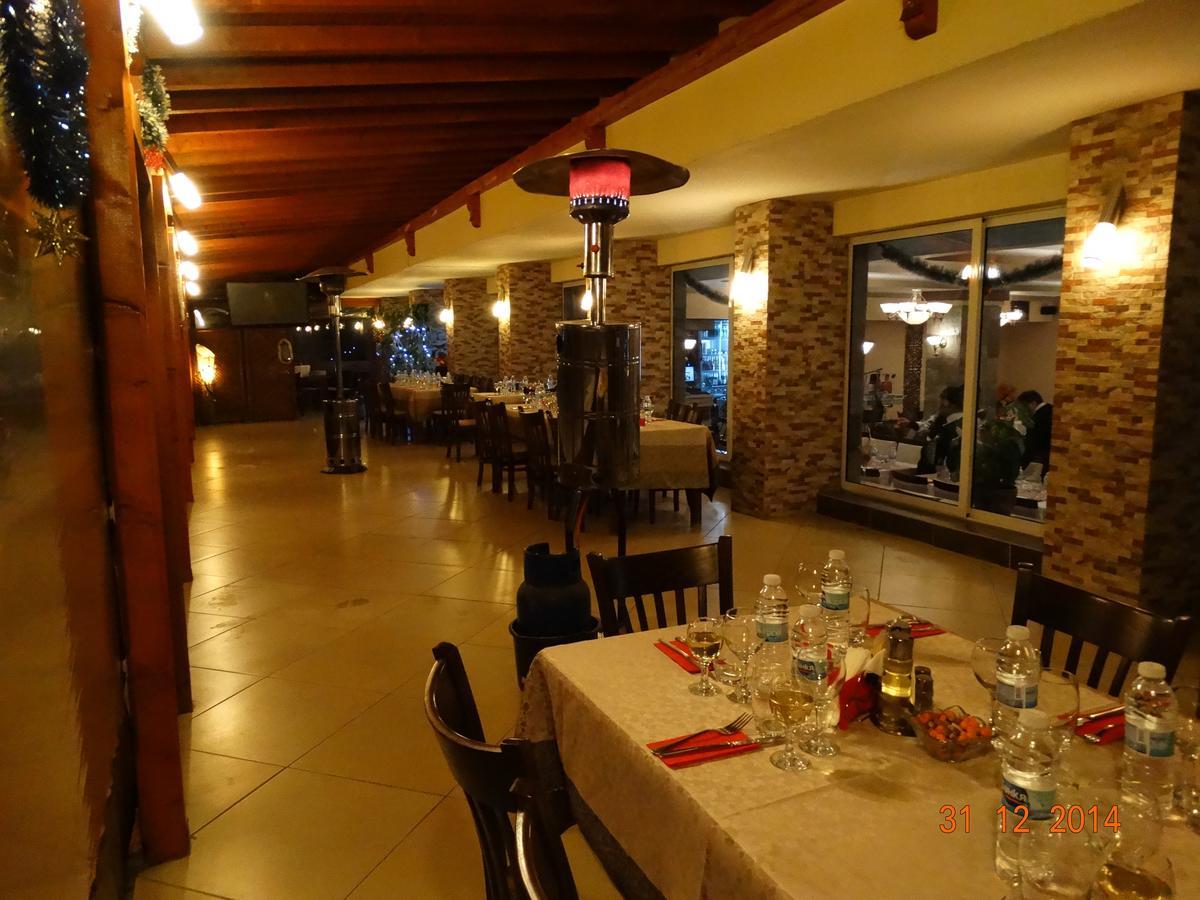 Hotel Mimoza Razgrad Ngoại thất bức ảnh