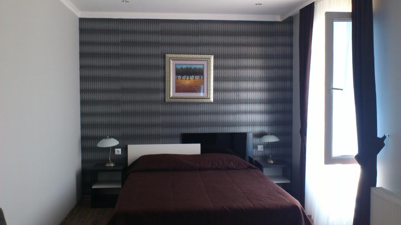 Hotel Mimoza Razgrad Ngoại thất bức ảnh