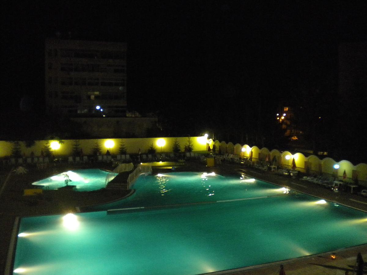 Hotel Mimoza Razgrad Ngoại thất bức ảnh