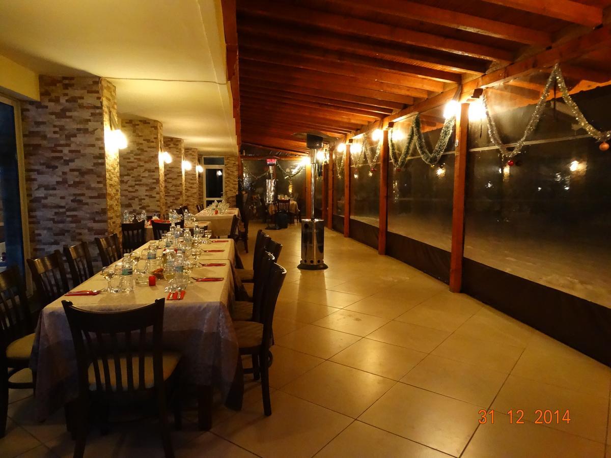 Hotel Mimoza Razgrad Ngoại thất bức ảnh