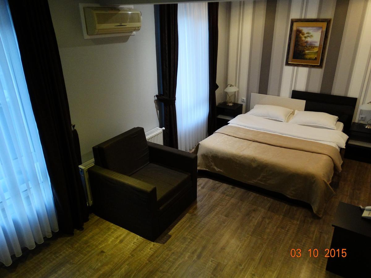Hotel Mimoza Razgrad Ngoại thất bức ảnh