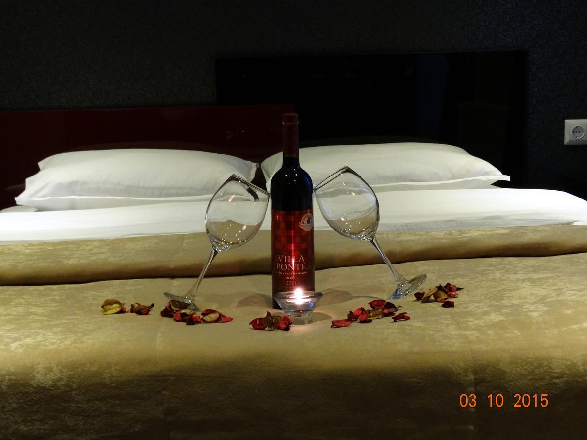 Hotel Mimoza Razgrad Ngoại thất bức ảnh