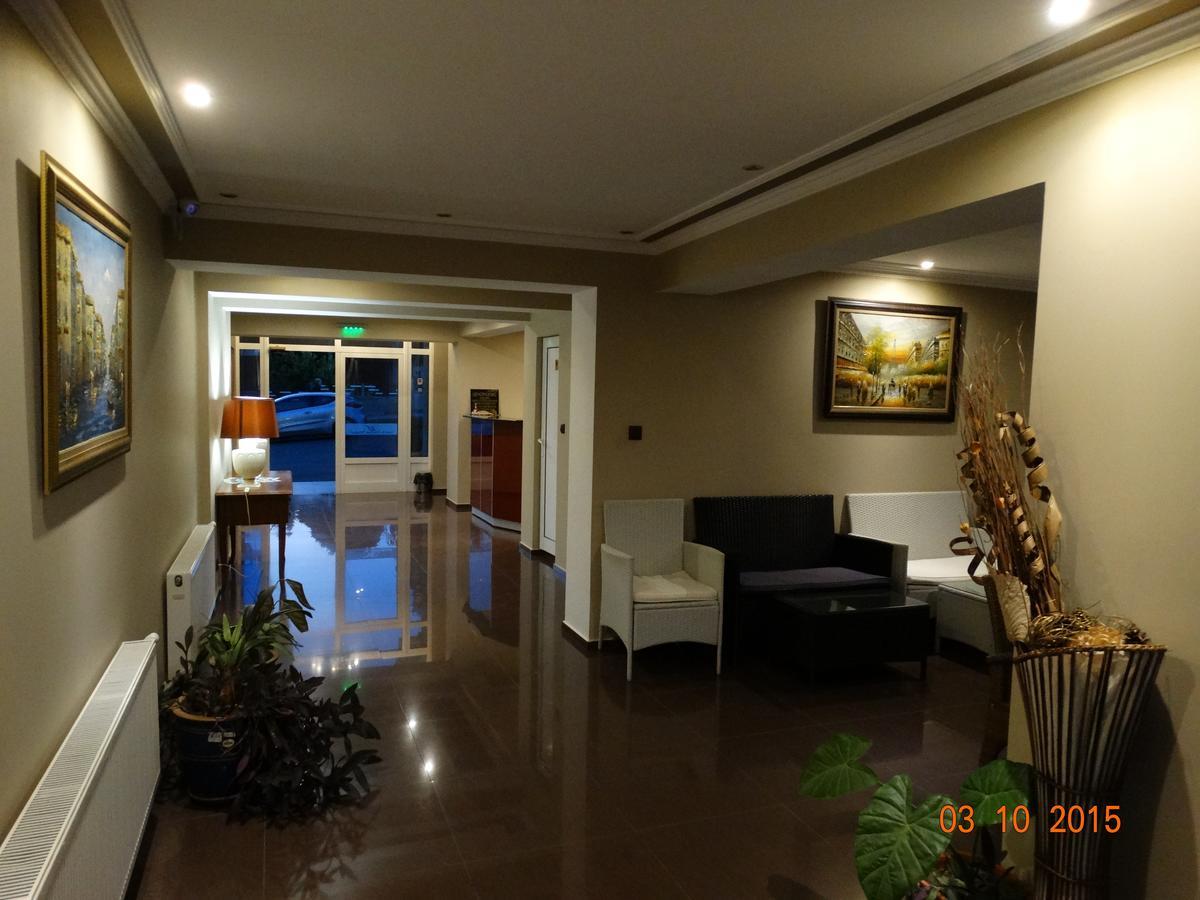 Hotel Mimoza Razgrad Ngoại thất bức ảnh