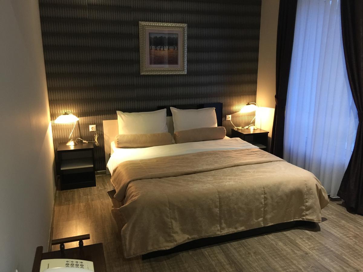Hotel Mimoza Razgrad Ngoại thất bức ảnh